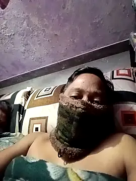 Snapshot of Caterosee chatting on December 21, 2025, 9:44 pm Caterosee online show from December 21, 2025, 9:44 pm