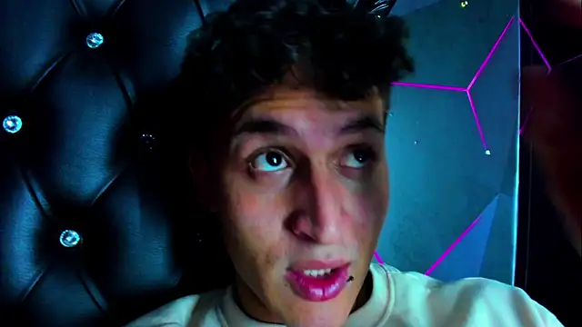 Ethan Waalker online show from February 15, 2026, 10:39 pm