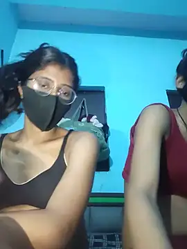 Snapshot of Aaradhya-Rani chatting on May 16, 2026, 8:18 pm Aaradhya-Rani online show from May 16, 2026, 8:18 pm