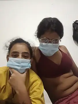 Snapshot of Aaradhya-Rani chatting on June 12, 2026, 8:41 pm Aaradhya-Rani online show from June 12, 2026, 8:41 pm