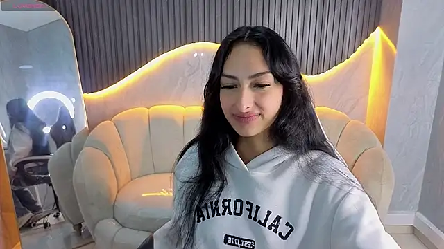 Tifany Tx online show from July 30, 2026, 12:48 pm