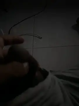 Snapshot of Xprimitif chatting on December 15, 2025, 9:19 pm Xprimitif online show from December 15, 2025, 9:19 pm