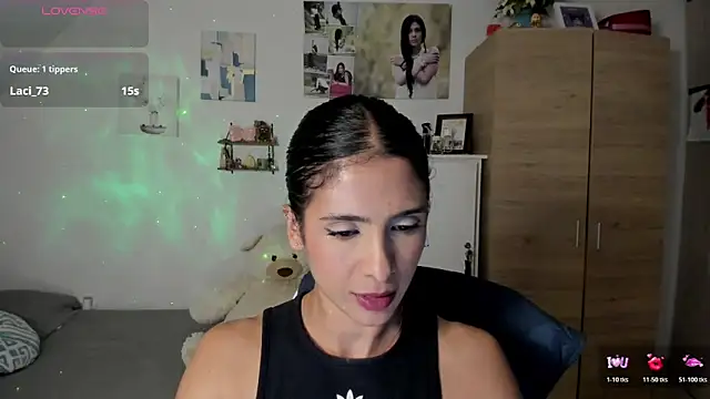 Snapshot of VEROSlen- chatting on June 13, 2026, 3:15 am VEROSlen- online show from June 13, 2026, 3:15 am