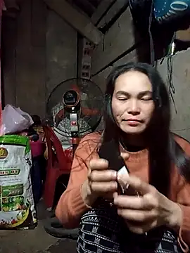 Girl cutee online show from March 9, 2026, 7:07 pm