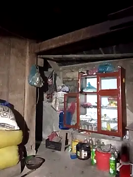 Girl cutee online show from March 14, 2026, 11:37 am