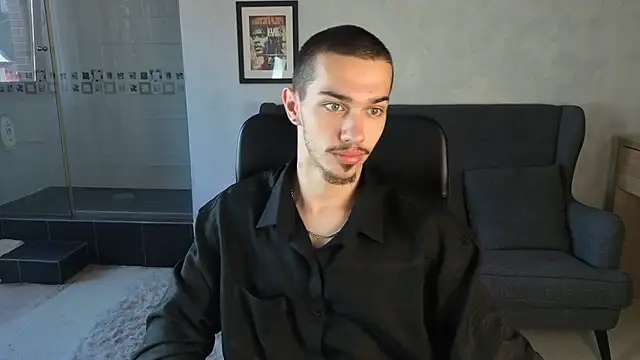 KaydenDrew online show from June 13, 2026, 4:32 am