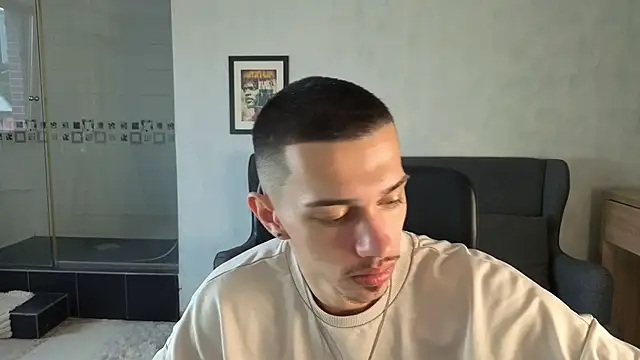 KaydenDrew online show from June 18, 2026, 4:24 am
