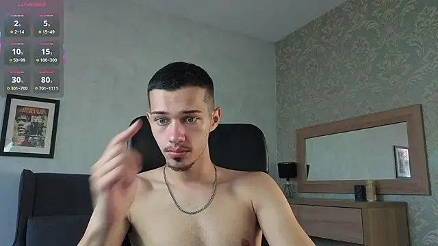 KaydenDrew online show from July 19, 2026, 4:49 am