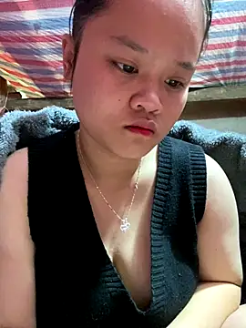 Snapshot of Thanhhuyen001 chatting on December 22, 2025, 4:42 am Thanhhuyen001 online show from December 22, 2025, 4:42 am