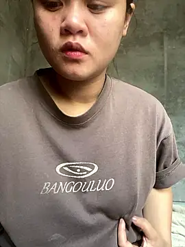 Snapshot of Thanhhuyen001 chatting on January 17, 2026, 3:33 am Thanhhuyen001 online show from January 17, 2026, 3:33 am