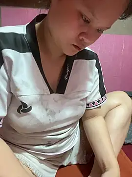 Snapshot of Thanhhuyen001 chatting on April 3, 2026, 7:17 am Thanhhuyen001 online show from April 3, 2026, 7:17 am