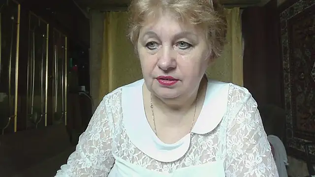 Snapshot of Casey_peach chatting on June 20, 2026, 4:37 am Casey peach online show from June 20, 2026, 4:37 am