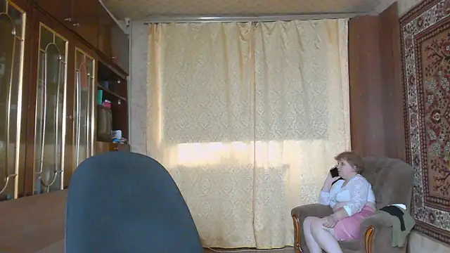 Casey peach online show from July 25, 2026, 2:58 pm