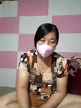 Nika6868 online show from December 18, 2025, 1:39 pm