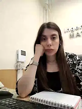 Snapshot of femdompersefone chatting on December 18, 2025, 12:33 pm femdompersefone online show from December 18, 2025, 12:33 pm