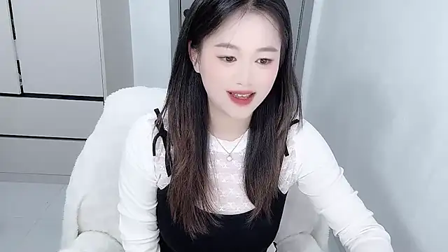 Amireux-8 online show from February 10, 2026, 12:09 pm