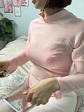 Snapshot of bi_biii chatting on June 26, 2026, 1:37 pm bi biii online show from June 26, 2026, 1:37 pm
