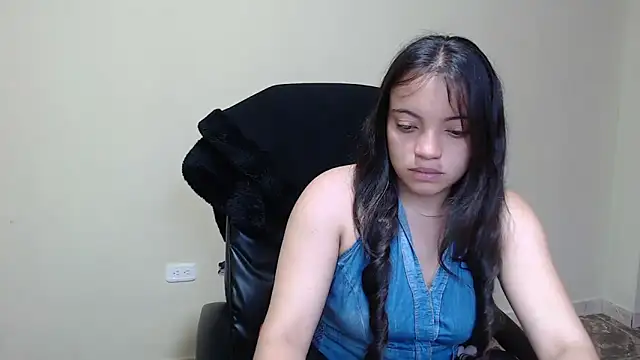 Snapshot of smith_celeste chatting on March 19, 2025, 10:53 pm smith celeste online show from March 19, 2025, 10:53 pm