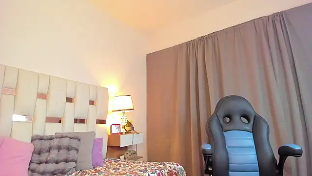 AndyKings 1 online show from June 13, 2026, 2:53 am