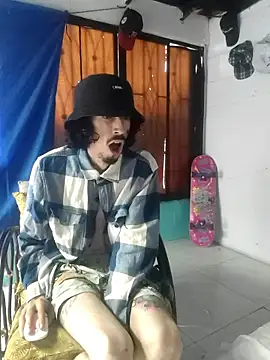 sk8-boy online show from January 19, 2026, 1:15 pm