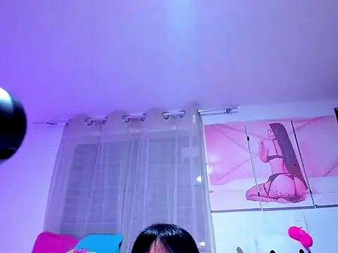 analissejade online show from March 13, 2026, 4:30 am