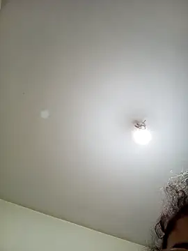 Snapshot of jawahir_sexy_squirt chatting on December 19, 2025, 3:19 pm jawahir sexy squirt online show from December 19, 2025, 3:19 pm