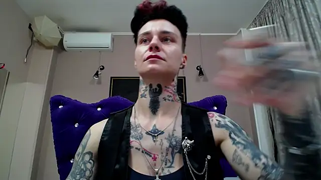 Snapshot of KennyXSX chatting on June 10, 2026, 11:42 am KennyXSX online show from June 10, 2026, 11:42 am