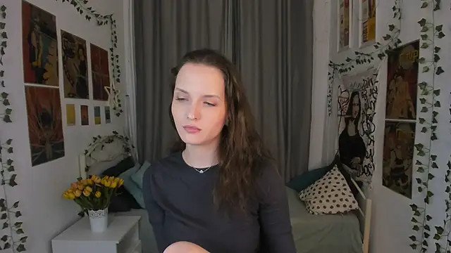 Snapshot of Ariadna_Shy chatting on December 13, 2025, 10:15 pm Ariadna Shy online show from December 13, 2025, 10:15 pm