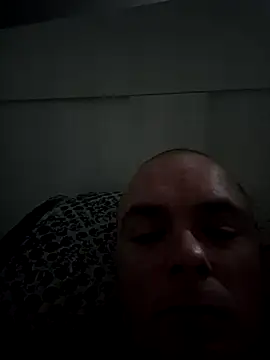 Snapshot of hereshappyguy67 chatting on December 16, 2025, 9:42 pm hereshappyguy67 online show from December 16, 2025, 9:42 pm