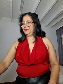 Snapshot of christy_ant chatting on May 18, 2026, 6:14 pm christy ant online show from May 18, 2026, 6:14 pm