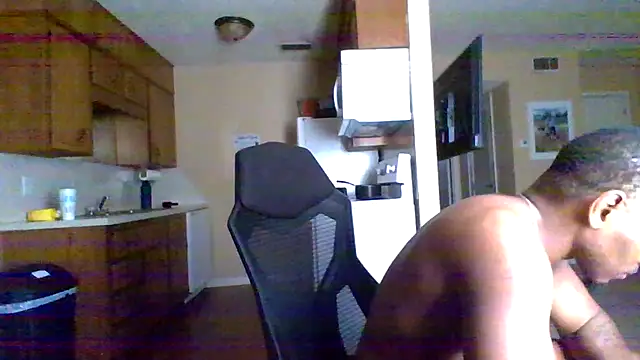 Snapshot of KingDes55 chatting on July 26, 2026, 4:36 pm KingDes55 online show from July 26, 2026, 4:36 pm