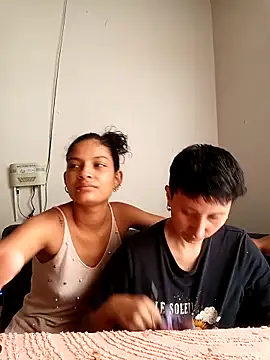 Mei and Gaby online show from March 18, 2026, 6:22 pm