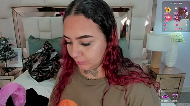 Snapshot of ateneaa_dioosa chatting on December 19, 2025, 11:50 am ateneaa dioosa online show from December 19, 2025, 11:50 am