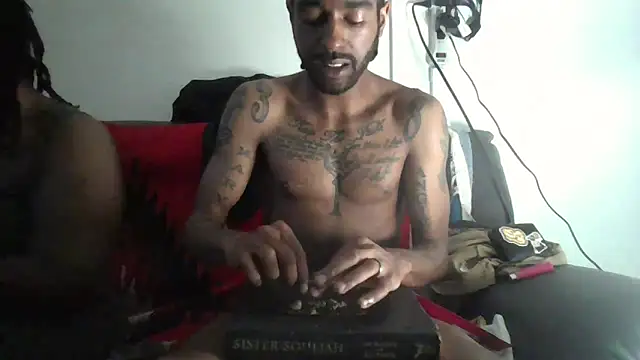 AverageAnt  online show from March 7, 2026, 11:24 pm