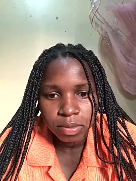 Snapshot of KISAKYEMOREEN19 chatting on December 17, 2025, 3:18 pm KISAKYEMOREEN19 online show from December 17, 2025, 3:18 pm