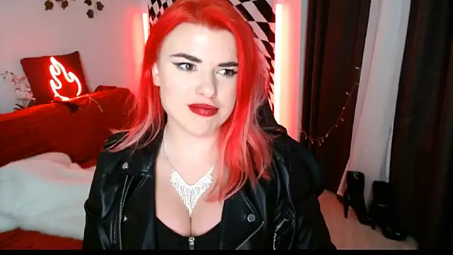 Snapshot of Ariana_Saint chatting on April 14, 2026, 6:36 pm Ariana Saint online show from April 14, 2026, 6:36 pm