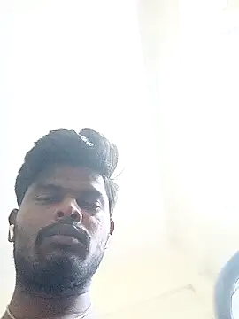 Snapshot of Anji8639 chatting on July 8, 2026, 6:51 am Anji8639 online show from July 8, 2026, 6:51 am