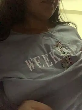 Snapshot of missmisha01 chatting on May 22, 2026, 4:23 pm missmisha01 online show from May 22, 2026, 4:23 pm