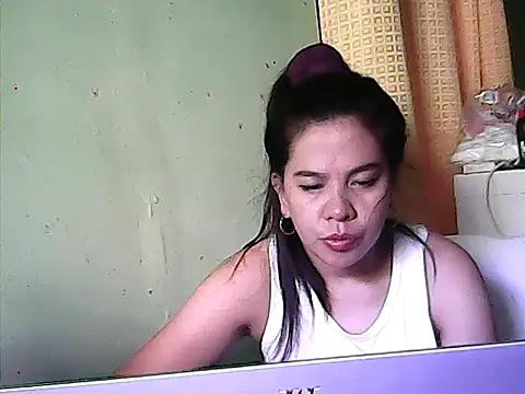 Snapshot of annawet chatting on July 15, 2026, 6:29 am annawet online show from July 15, 2026, 6:29 am