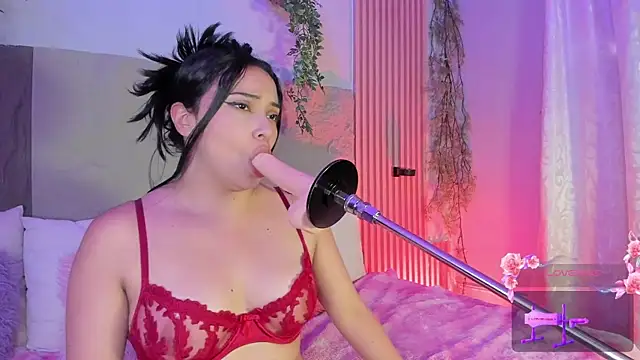 isabellagiirl online show from June 21, 2026, 8:33 pm