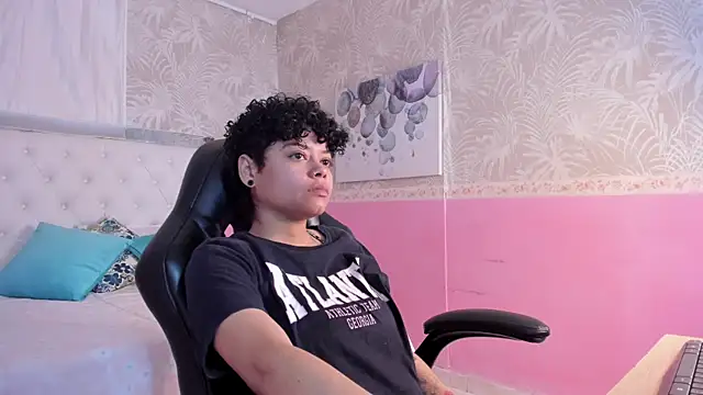 Snapshot of Sasha_Venom chatting on December 18, 2025, 1:28 pm Sasha Venom online show from December 18, 2025, 1:28 pm