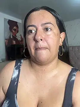 evelyn harpeery online show from June 23, 2026, 11:08 am