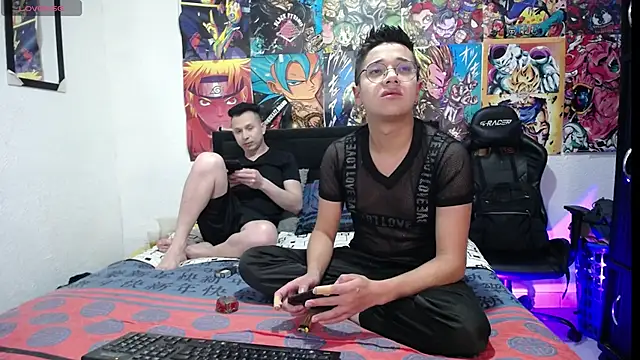 Snapshot of Golden_Boysx chatting on December 19, 2025, 12:06 am Golden Boysx online show from December 19, 2025, 12:06 am