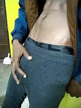 Snapshot of Jordyalnino92 chatting on December 18, 2025, 2:34 pm Jordyalnino92 online show from December 18, 2025, 2:34 pm