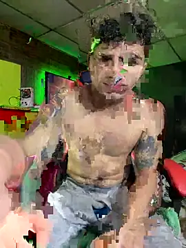 Snapshot of JustynAle2025 chatting on January 7, 2026, 4:04 am JustynAle2025 online show from January 7, 2026, 4:04 am