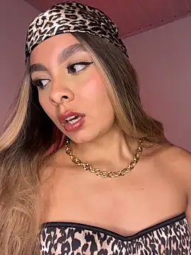 Nicollewest1 online show from February 3, 2026, 12:20 am