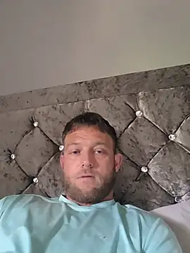 Snapshot of yandy_p90 chatting on June 27, 2026, 4:01 pm yandy p90 online show from June 27, 2026, 4:01 pm