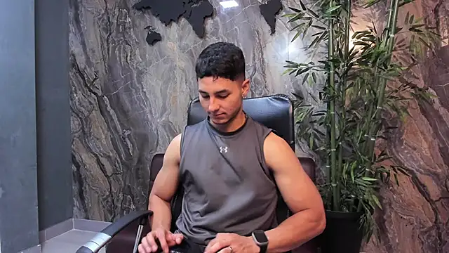Noah Clarkk online show from May 5, 2026, 3:31 pm