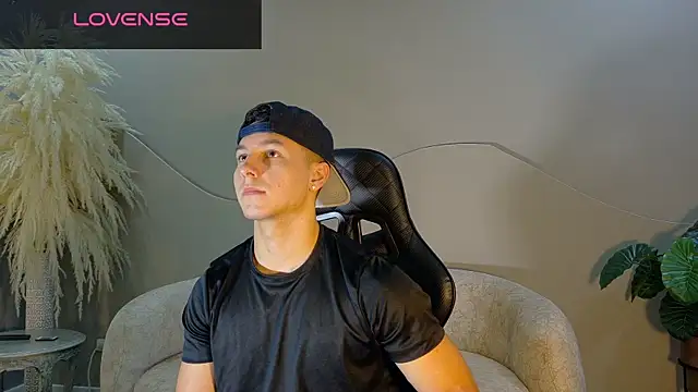 Noah Clarkk online show from July 2, 2026, 5:30 pm