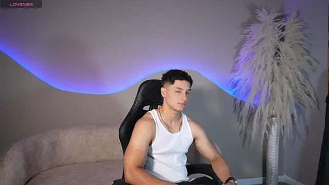 Noah Clarkk online show from July 6, 2026, 5:37 pm